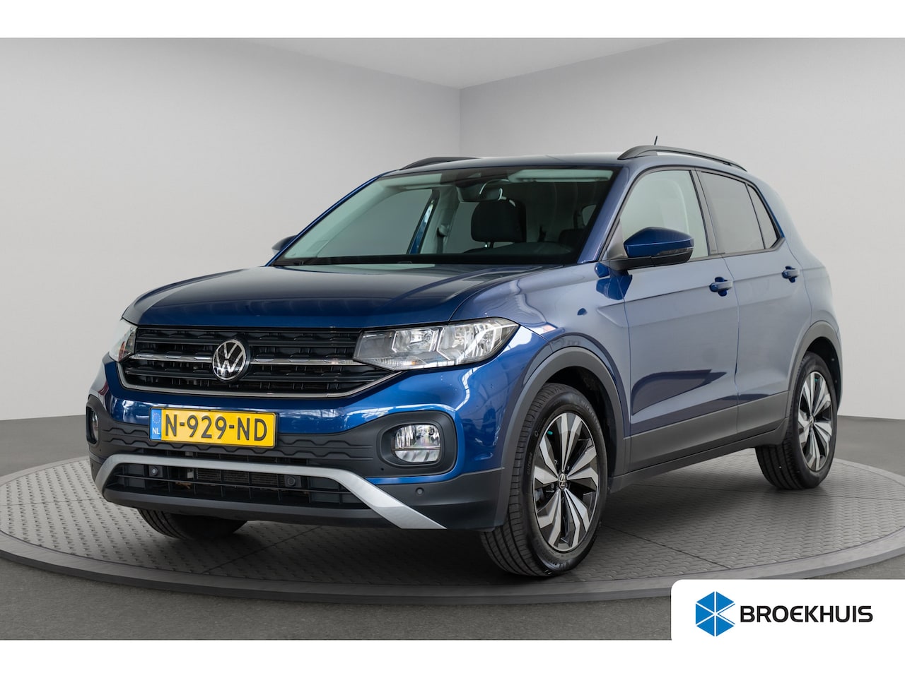 Volkswagen T-Cross - 1.0 TSI Life | Trekhaak | Navigatie | Stoelverwarming | Climate Controle | Parkeersensoren - AutoWereld.nl