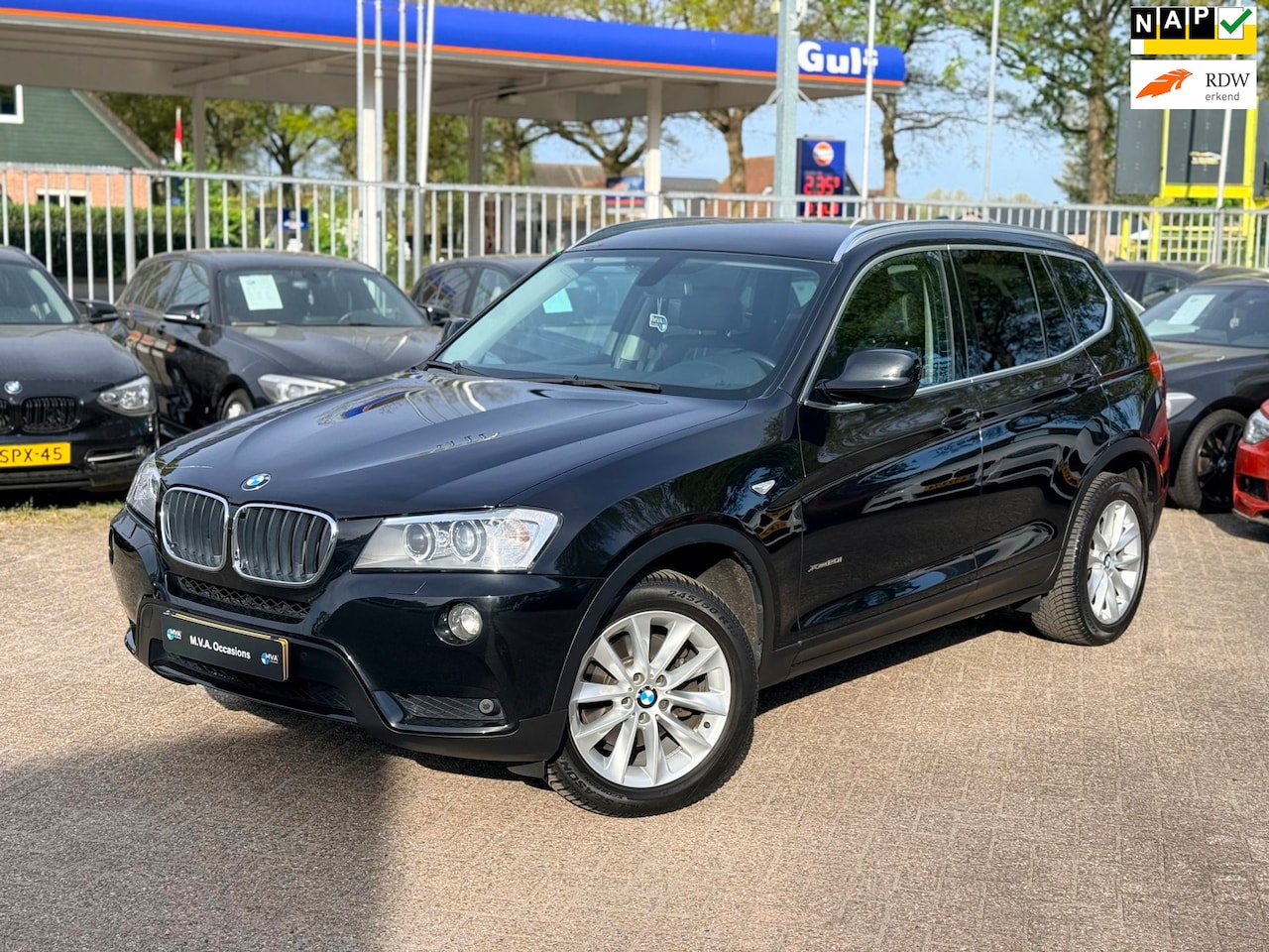 BMW X3 - XDrive20i Chrome Line Edition|Nieuwe Ketting|Carplay|Trekhaak|Leder|Cruise control|Climate - AutoWereld.nl
