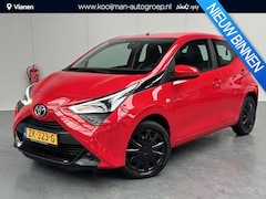 Toyota Aygo - 1.0 VVT-i x-play limited Dealer onderhouden, Apple Carplay & Trekhaak