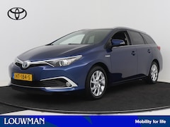 Toyota Auris Touring Sports - 1.8 Hybrid Executive I Cruisecontrol I Inklapbare spiegels I Stoelverwarming I Park-assist