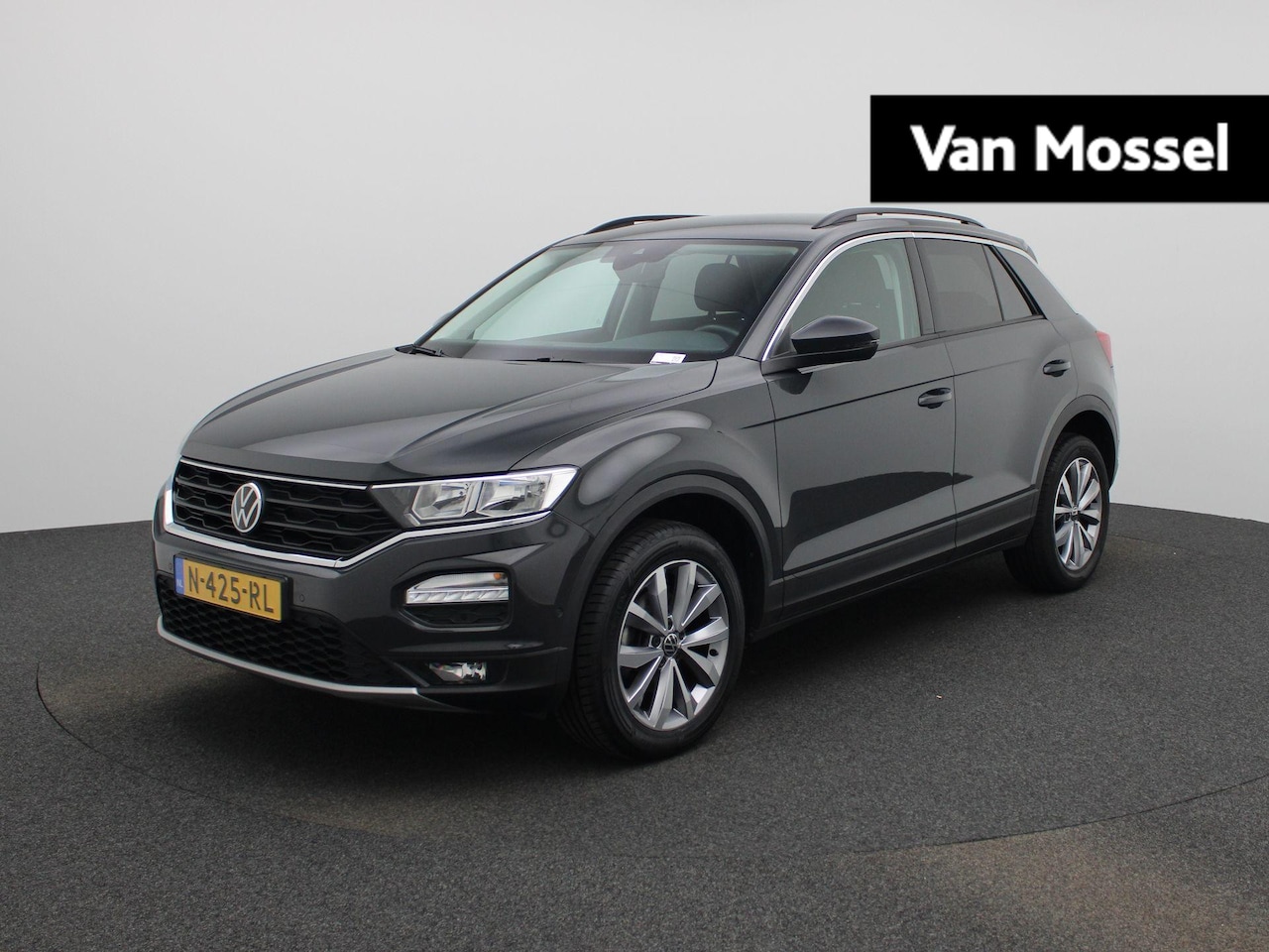 Volkswagen T-Roc - 1.5 TSI Style 150 PK| Origineel Nederlands | 1e Eigenaar | Navigatie | Achterklep Elektris - AutoWereld.nl
