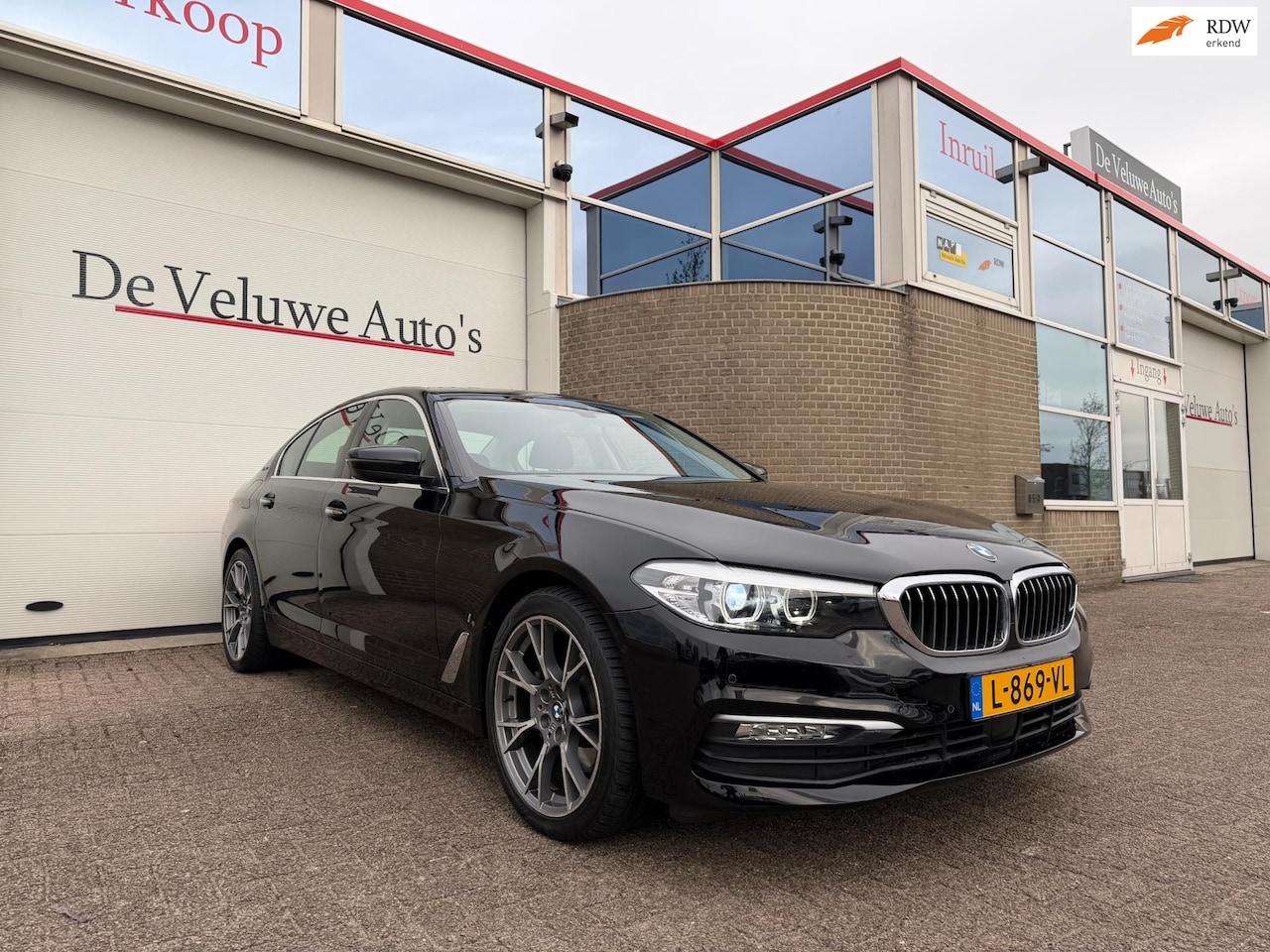 BMW 5-serie - 530e iPerformance Executive|Camera|LED|Navi|Carplay - AutoWereld.nl