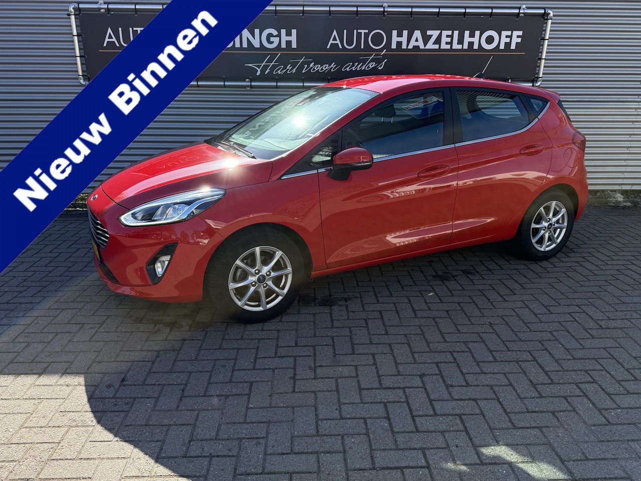 Ford Fiesta - 1.0 EcoBoost Titanium | PDC Achter | Bluetooth | Cruise | Clima | LM Velgen | Apple Carpla - AutoWereld.nl