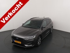 Ford Focus Wagon - EcoBoost Hybrid 125pk ST Line | Trekhaak | Dealer onderhouden | Nw. model | Led | Clima |