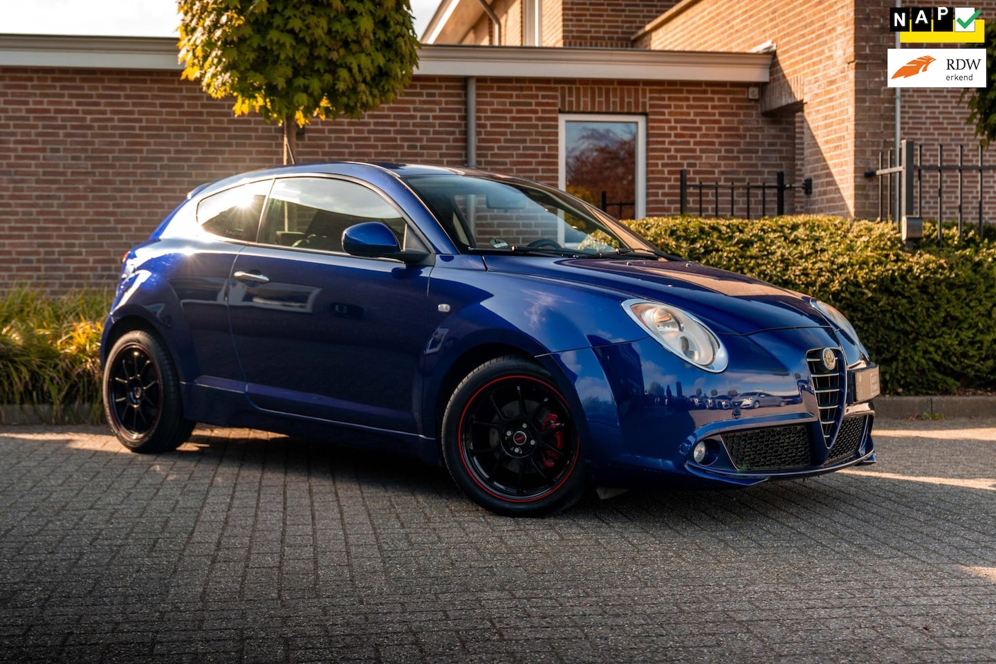 Alfa Romeo MiTo - 1.4 T Progression 135 PK Aut. Clima Cruise Bluetooth 17'' - AutoWereld.nl