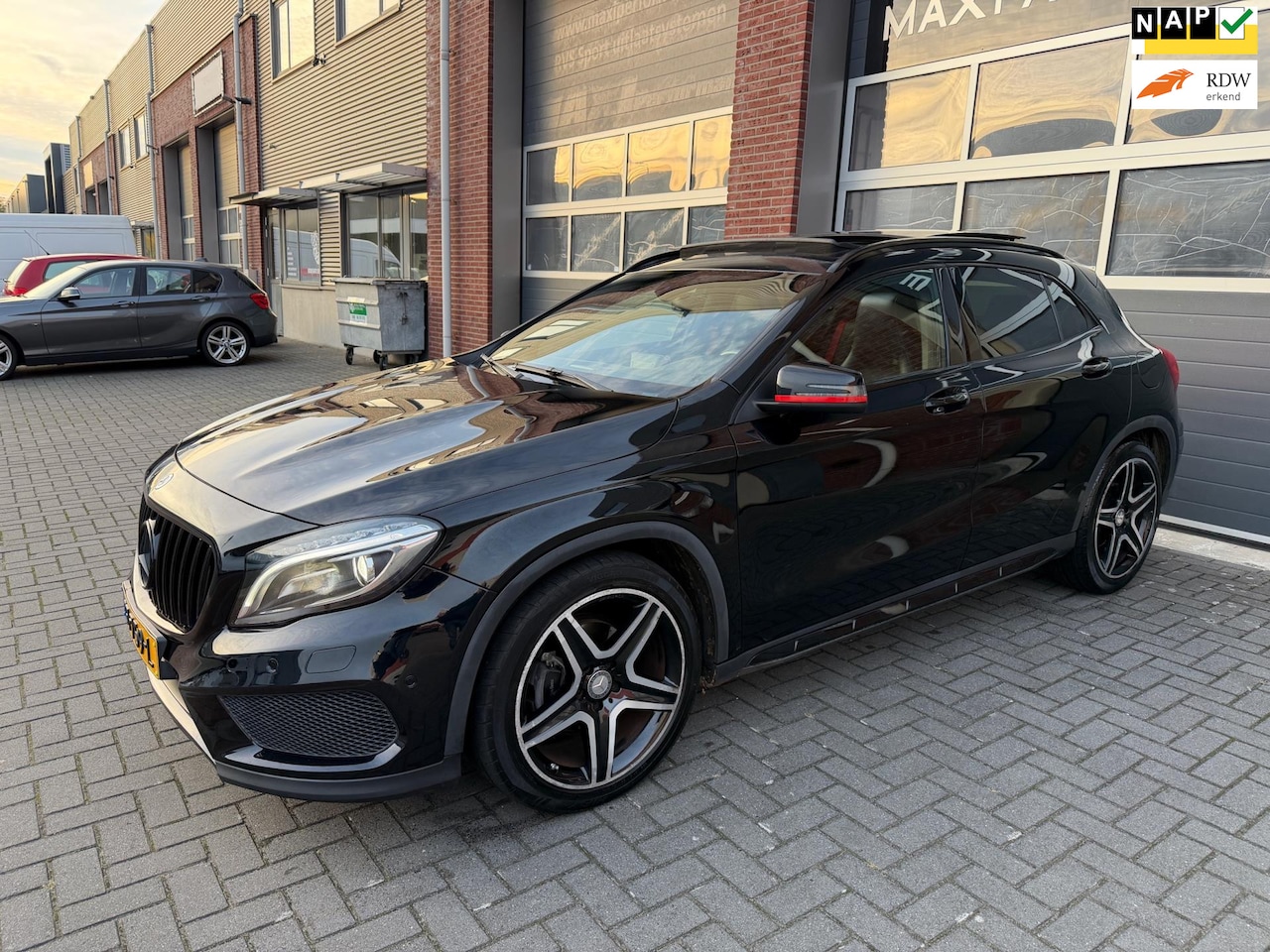 Mercedes-Benz GLA-Klasse - 200 AMG AUT LED Pano Memory Navi - AutoWereld.nl
