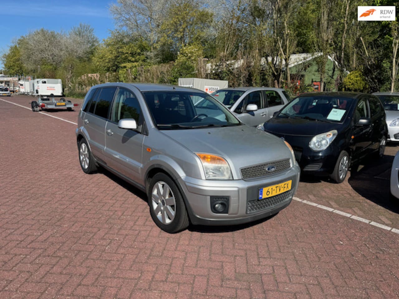 Ford Fusion - 1.6-16V Futura automaat! airco! elektrische ramen! centrale deurvergrendeling op afstandsb - AutoWereld.nl