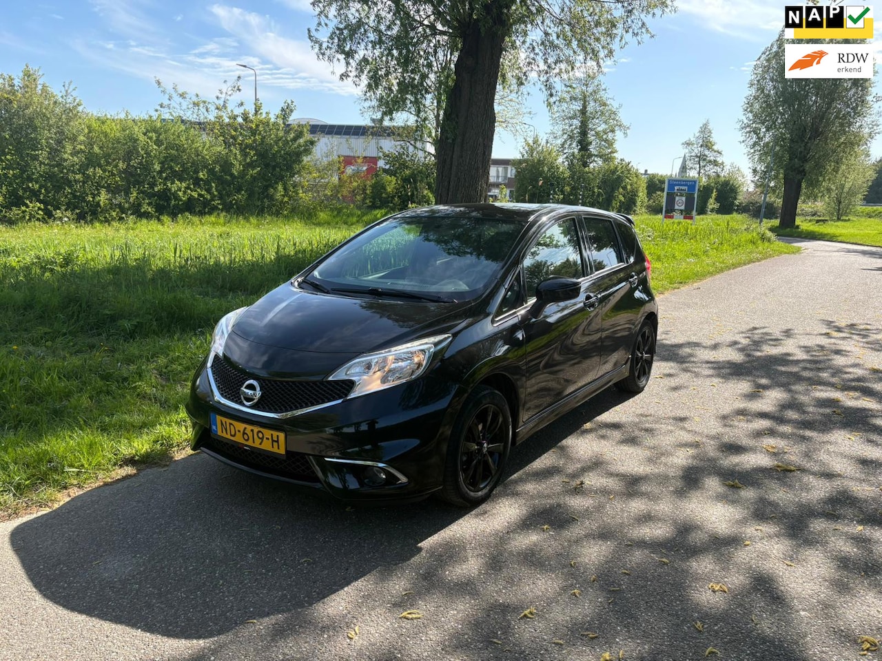 Nissan Note - 1.2 Black Edition Airco Navi - AutoWereld.nl