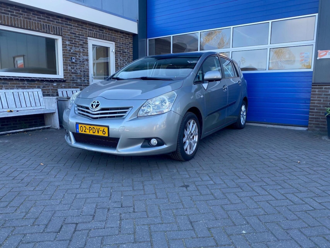 Toyota Verso - 1.6 VVT-i Business 1.6 VVT-i Business - AutoWereld.nl