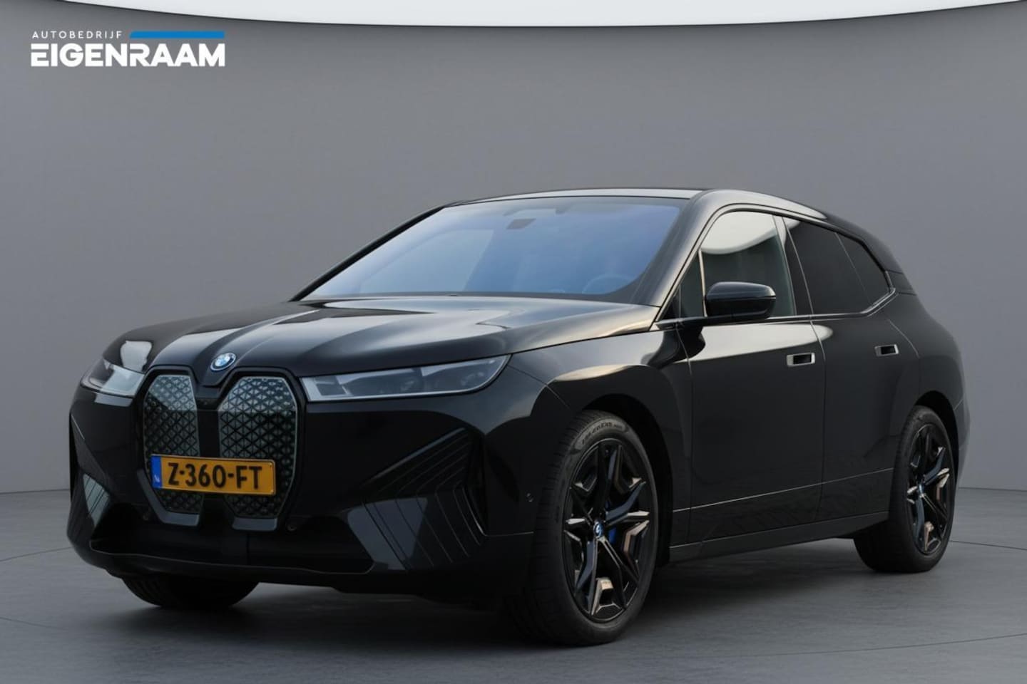 BMW iX - xDrive50 112 kWh | Sportpakket | Bowers&Wilkins | Pano - AutoWereld.nl