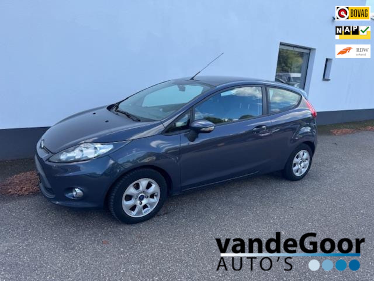 Ford Fiesta - 1.6 TDCi ECOnetic Titanium 1.6 TDCi ECOnetic Titanium, '12, airco, trekhaak, nette auto ! - AutoWereld.nl