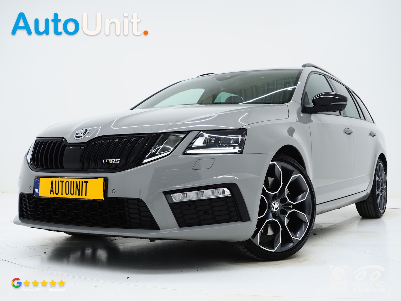 Skoda Octavia Combi - 2.0 TSI RS 245PK | Panoramadak | Sportstoelen | Canton | Keyless | Carbon | Camera | Sfeer - AutoWereld.nl