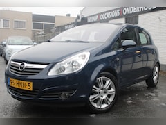 Opel Corsa - 1.4-16V Cosmo | Airco | Cruise control | Elec ramen | Parkeer sensor achter
