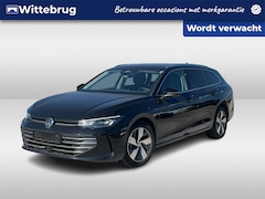 Volkswagen Passat Variant - 1.5 eHybrid 204pk Business DSG AUTOMAAT / Navigatie / Digital cockpit Pro / Head up displa