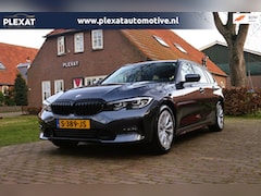 BMW 3-serie Touring - 318i High Executive Aut. | Zomer + Winterset | Full Led | Apple Car Play | Keurige staat |