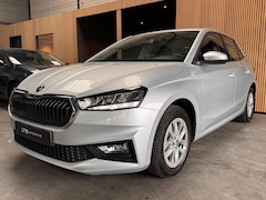 Skoda Fabia - 1.0 TSI Business Edition Automaat Carplay|PDC|Airco|Cruise