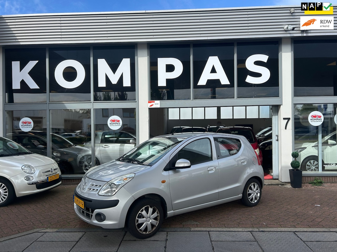Nissan Pixo - 1.0 Acenta |TREKHAAK|ELEK.RAMEN|NAP|APK|LAAG KM|2010| - AutoWereld.nl