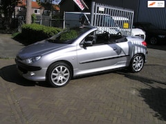 Peugeot 206 CC - 2.0-16V 204 d km airco APK