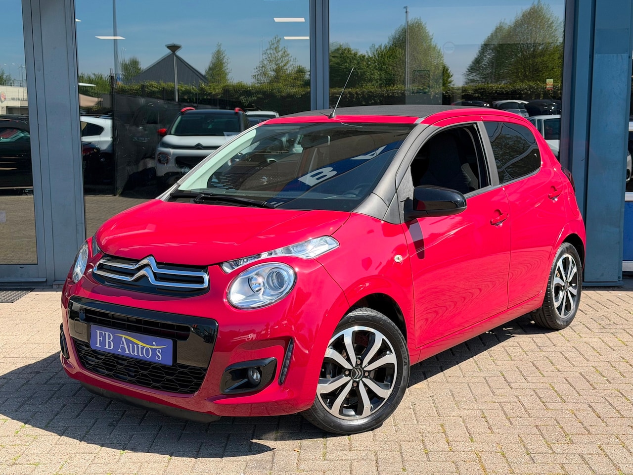 Citroën C1 - 1.0 e-VTi Shine Cabrio Airco Lmv - AutoWereld.nl