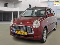 Daihatsu Trevis - 1.0|LAGE KM MET NAP|2XSLEUTELS|BOEKJES|AIRCO|LEDER|ELEKRAMEN|STUURBEKR