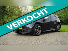 Volkswagen ID.3 - First 58 kWh Verwarmde stoelen SOH 90%