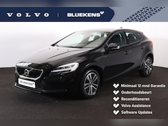 Volvo V40 - T2 NordicPlus - Verwarmde voorstoelen - Parkeersensoren achter - On Call - Navigatie - Hig