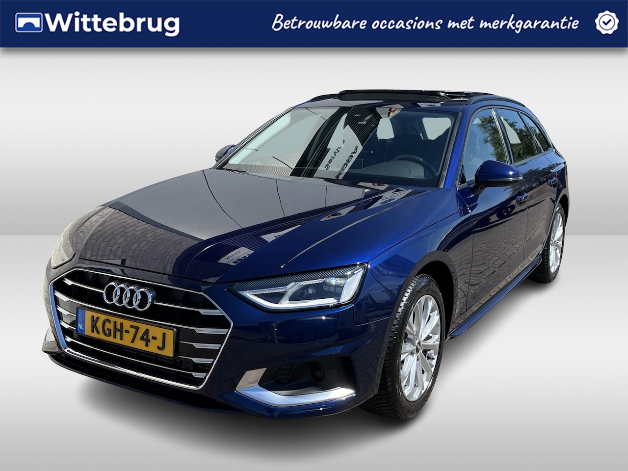 Audi A4 Avant - 35 TFSI Advanced Edition / AUTOMAAT/ PANO/ PARK. SENSOREN/ ELEK. ACHTERKLEP/ CRUISE/ LED/ - AutoWereld.nl