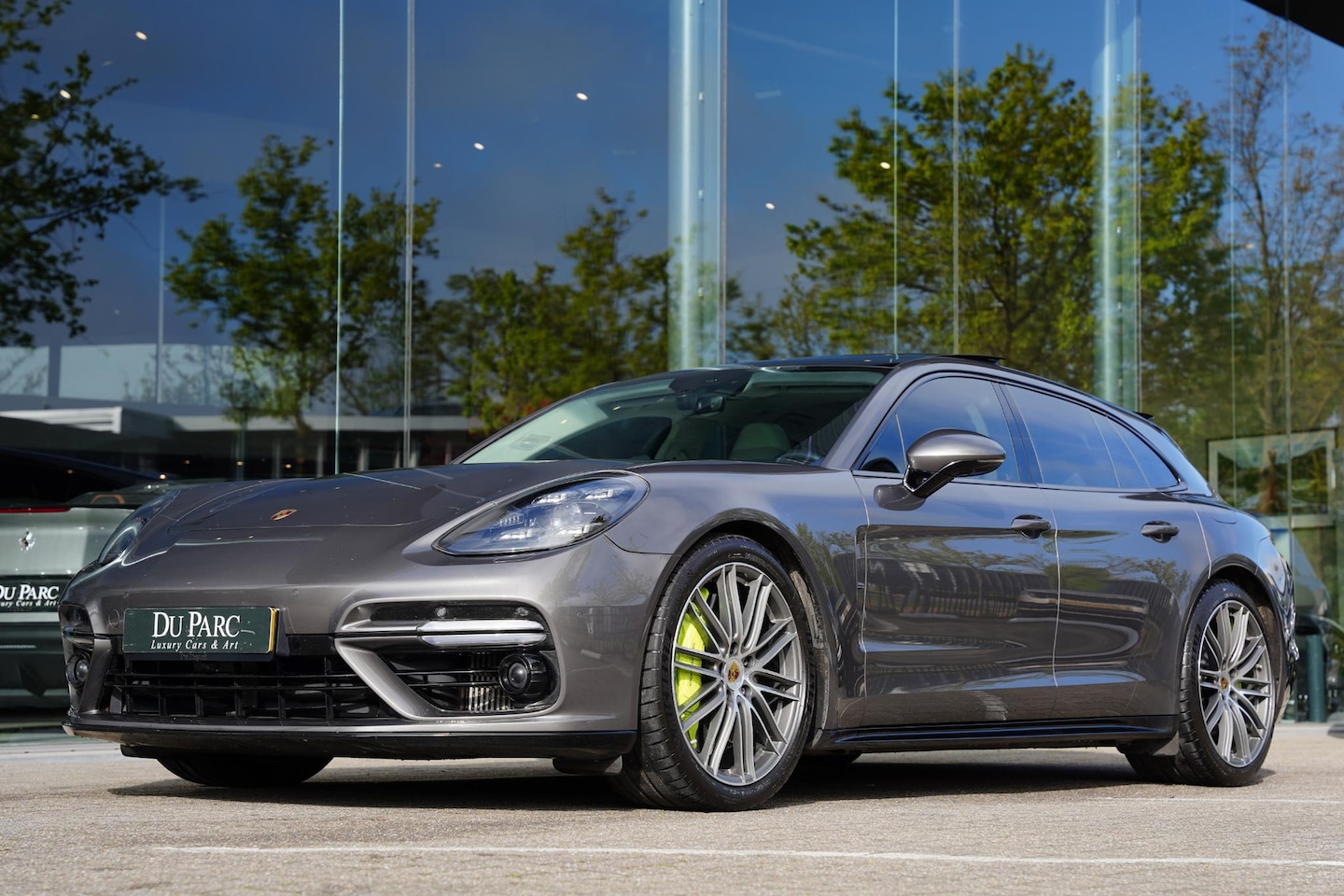 Porsche Panamera Sport Turismo - 4.0 Turbo S E-Hybrid / Sport Chrono / Sportuitlaat - AutoWereld.nl