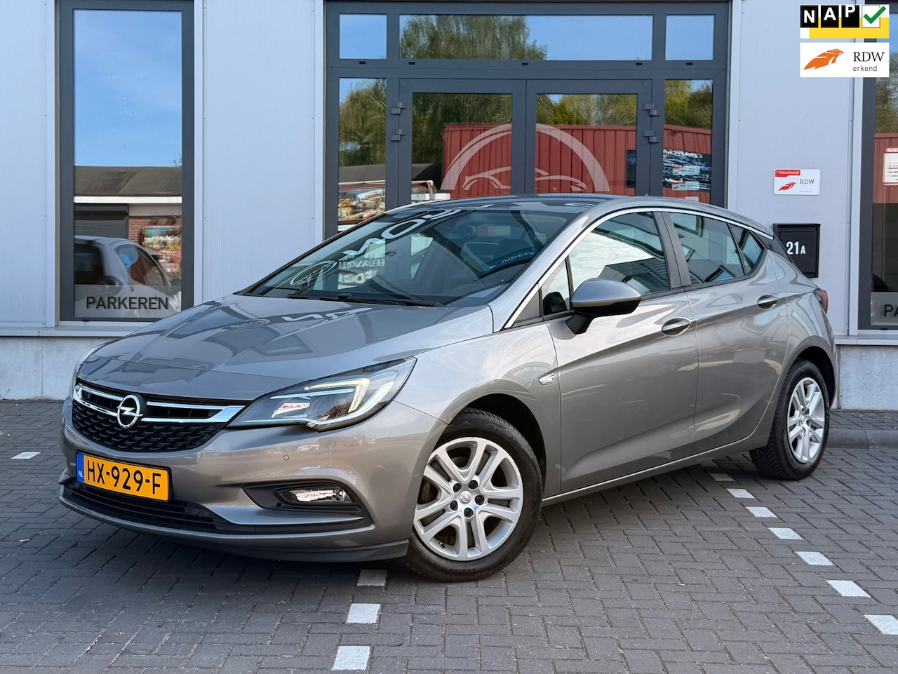 Opel Astra - 1.0 Business+|Camera|DAB|Pdc|Navi - AutoWereld.nl