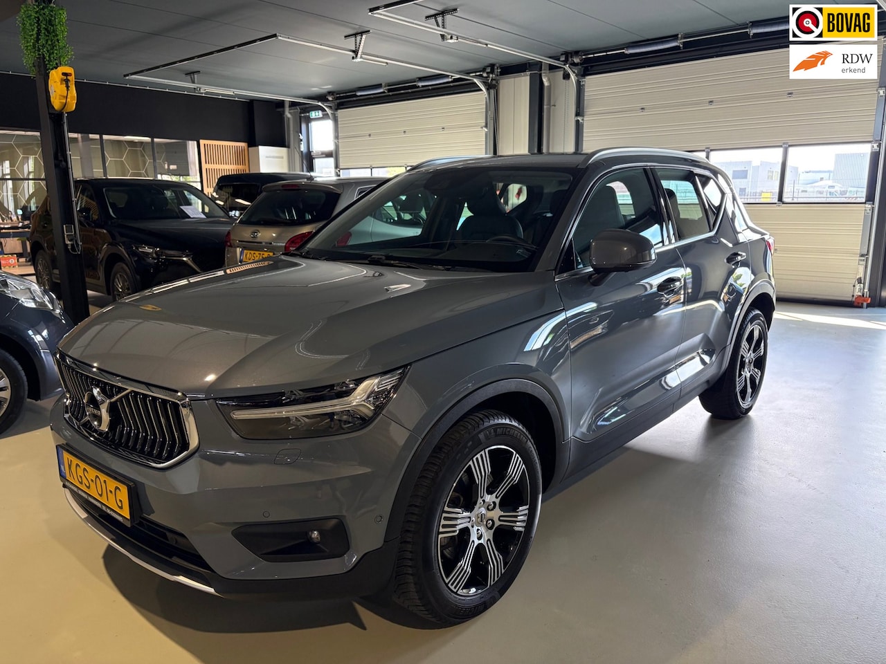 Volvo XC40 - 2.0 B4 Inscription mild Hybride - AutoWereld.nl