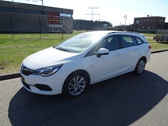 Opel Astra Sports Tourer - 1.2 Edition