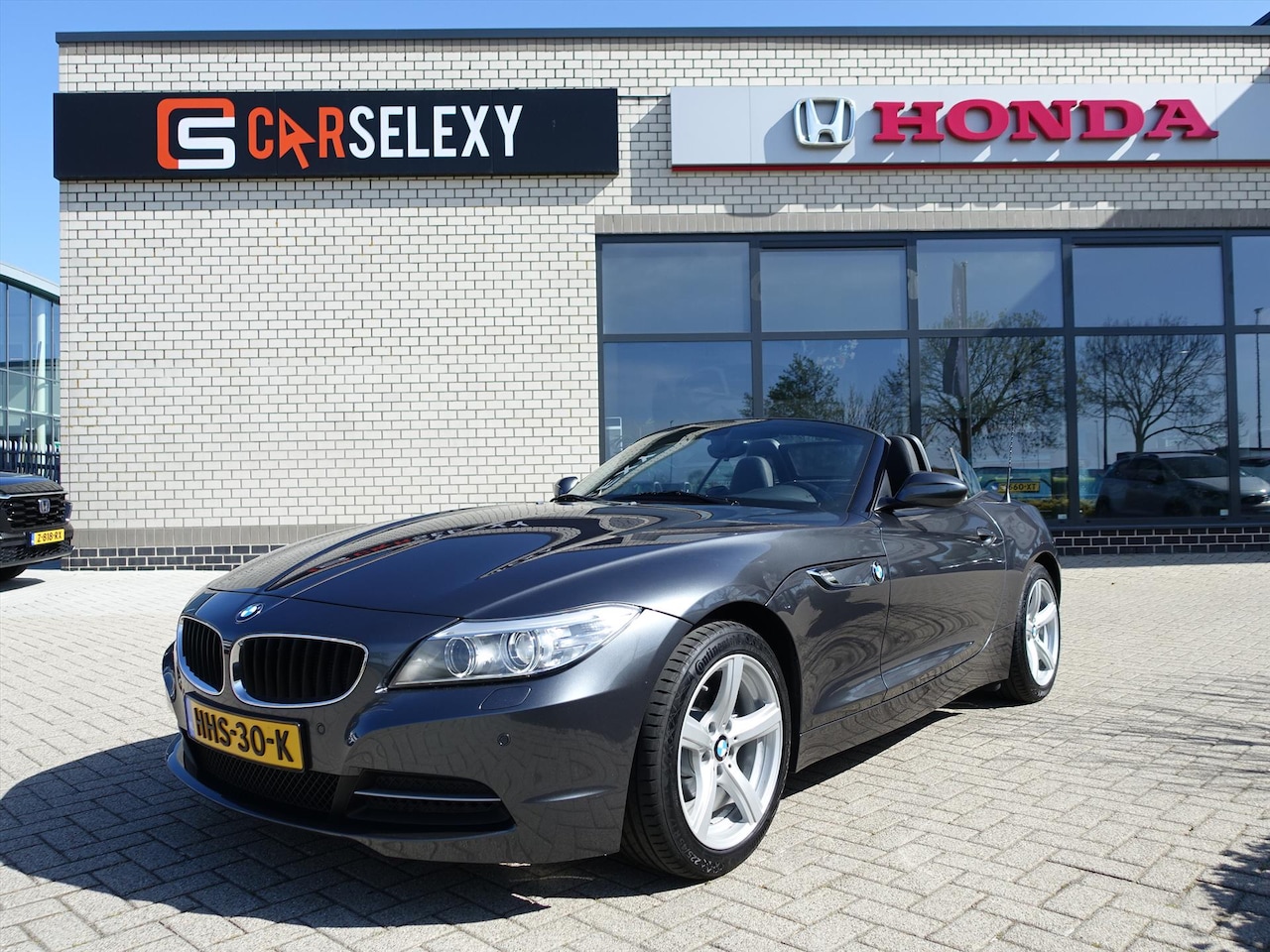 BMW Z4 Roadster - sDrive 20i 184 pk Automaat Executive 34907 km en Glascoating erop - AutoWereld.nl