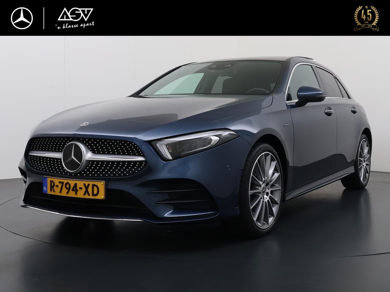 Mercedes-Benz A-klasse - 250 e Premium | Burmester Surround System | Panorama - Schuifdak | Sfeerverlichting | Dist - AutoWereld.nl