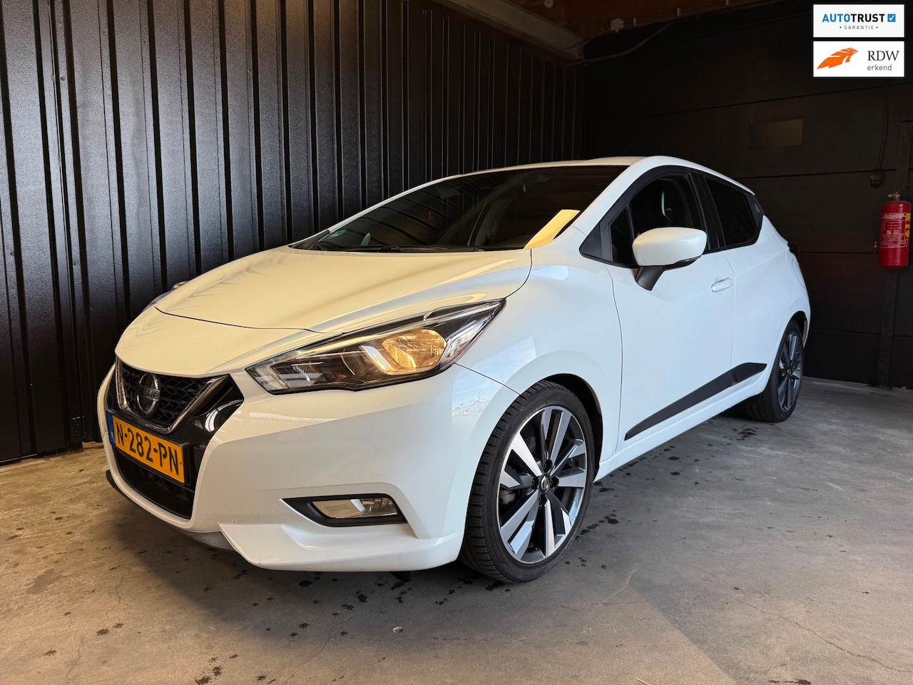 Nissan Micra - 1.0 IG-T N-Style Automaat/Camara/Navigatie - AutoWereld.nl