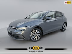 Volkswagen Golf - 1.4 eHybrid Style * Camera * Side Assist * Massage * CarPlay