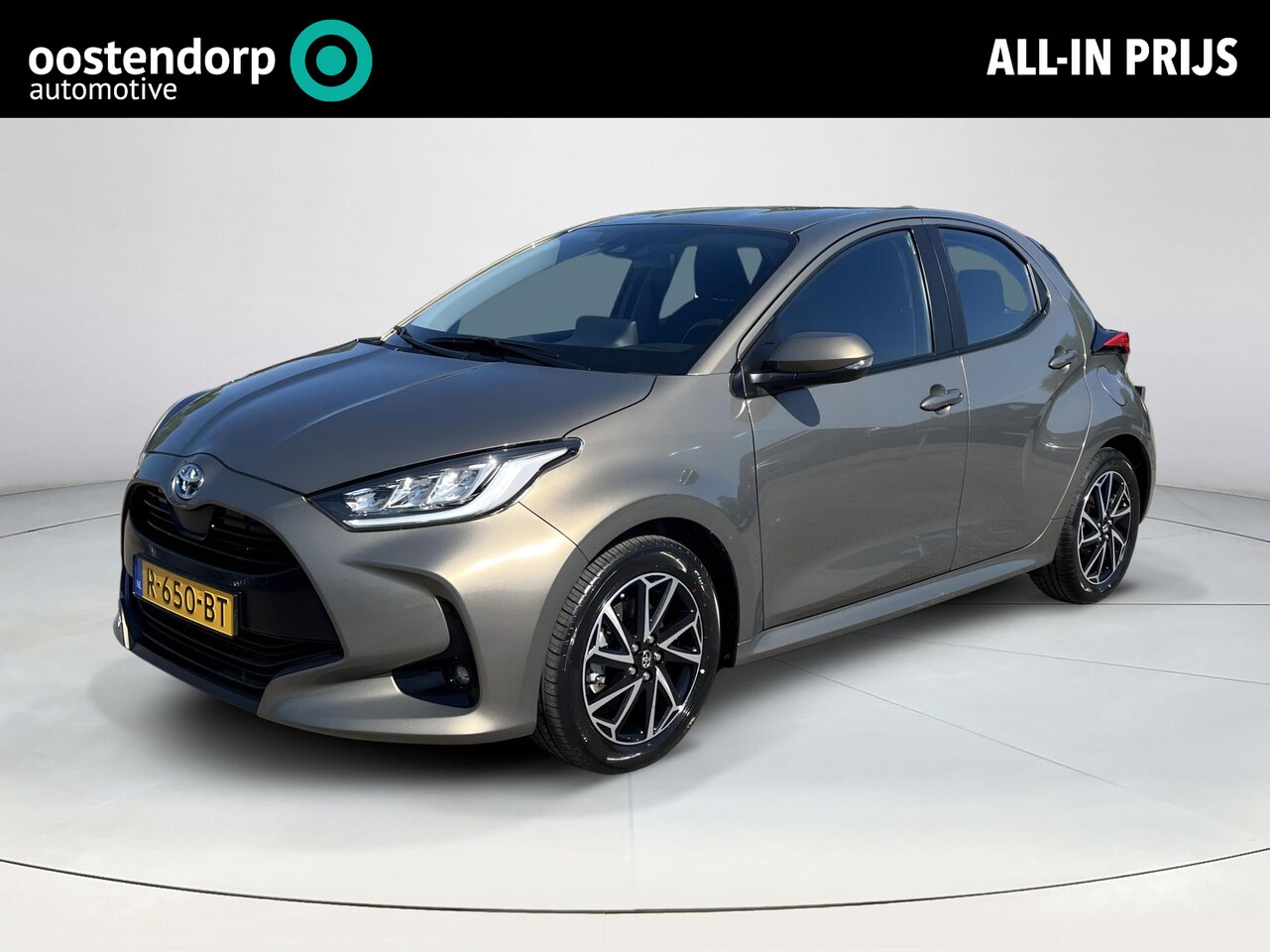 Toyota Yaris - 1.5 Hybrid Dynamic | Carplay | Licht metalen velgen | Keyless entry | 1e eigenaar | Dealer - AutoWereld.nl