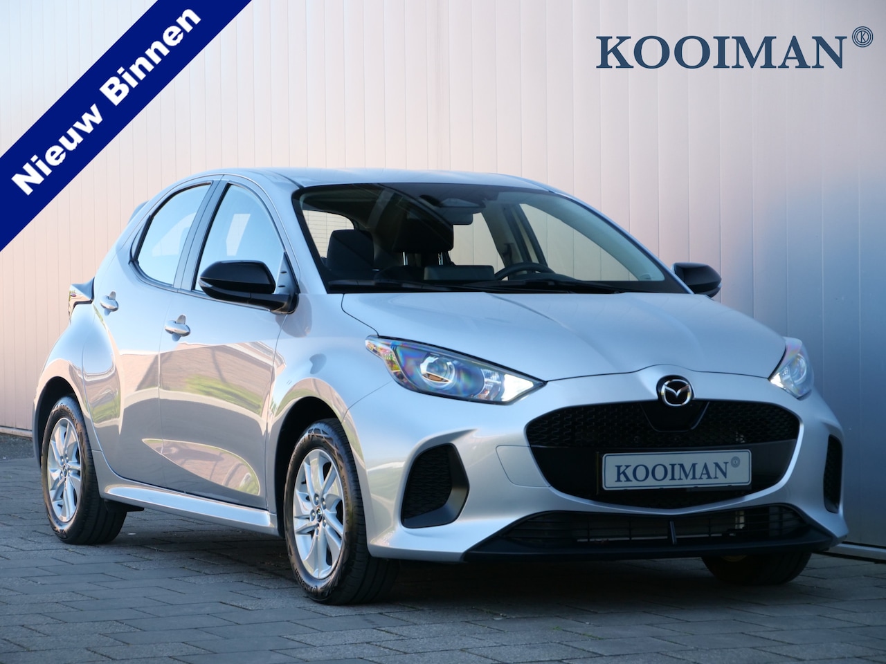 Mazda 2 Hybrid - 1.5 Centre-line Apple Carplay / DAB / Camera / Stoelverwarming - AutoWereld.nl