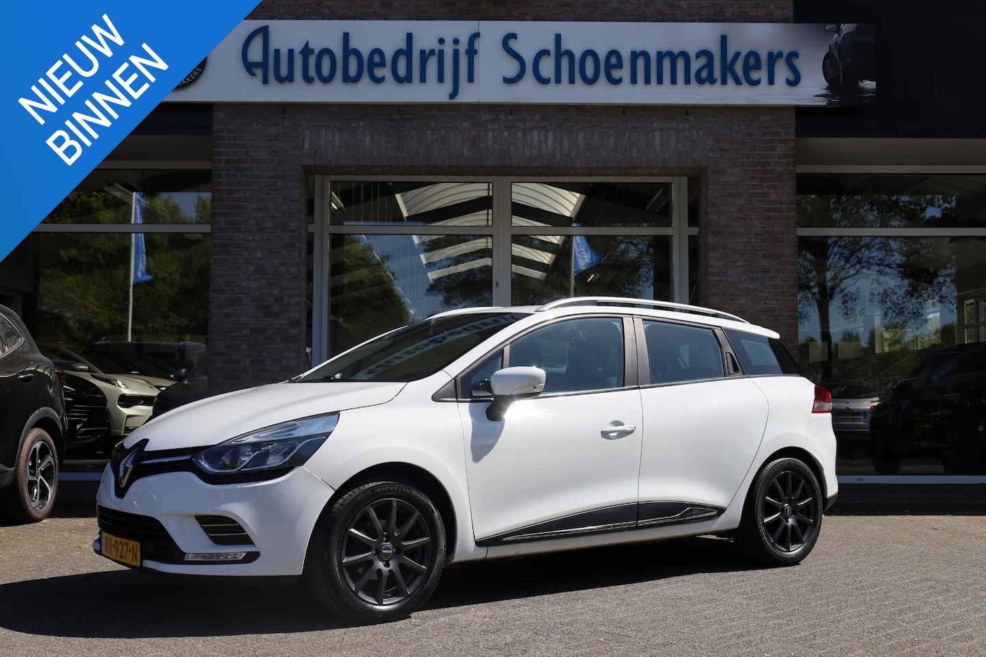 Renault Clio Estate - 0.9 TCe Zen TREKHAAK CRUISE DAB NAVI NAP LMV DEALER-ONDERHOUDEN AIRCO ENZ. - AutoWereld.nl