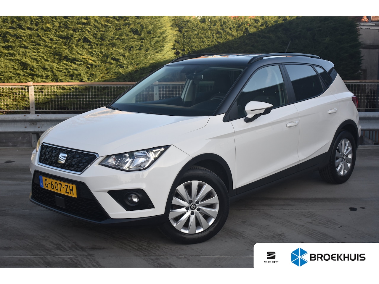 SEAT Arona - 1.0 TSI 95PK Style Business Intense | CAMERA | NAVIGATIE | CRUISE CONTROL | APP. CONNECT | - AutoWereld.nl