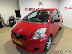 Toyota Yaris - 1.0 VVTi APK