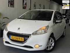 Peugeot 208 - 1.2 PureTech Style Pack/ nap/ 3e EIG/ dealeronderhouden/ 1jaar apk/ navi/ airco/ pdc/ voll