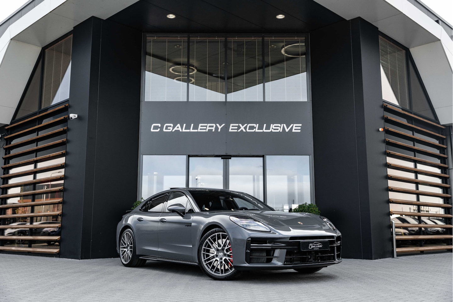 Porsche Panamera - 2.9 4S E-Hybrid - Sport Chrono + | Passenger Display | Panorama | Bose | Memory - AutoWereld.nl