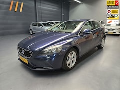 Volvo V40 - 2.0 D4 Summum Business LEDER STOEL MEMORY NAP NL AUTO