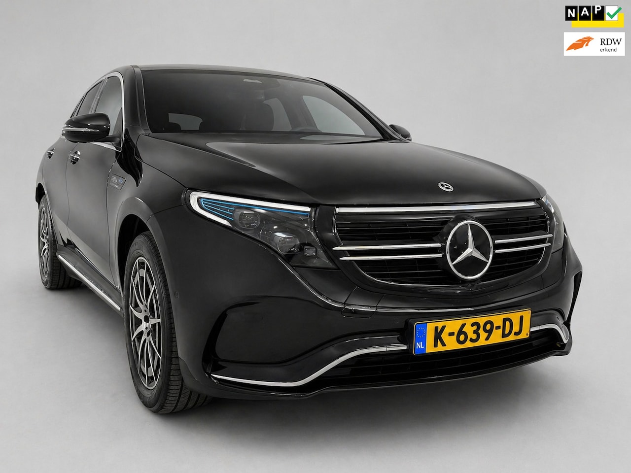 Mercedes-Benz EQC - 400 4MATIC Business Solution AMG 80 kWh - Ambiant light - Adapt Cruise - NL Auto - Incl BT - AutoWereld.nl