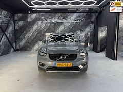 Volvo XC40 - 2.0 T4 AWD Momentum Pro
