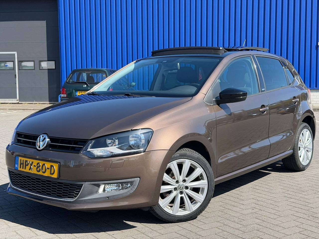 Volkswagen Polo - 1.4-16V Comfortline/Pano/Airco/Carplay/LMV - AutoWereld.nl