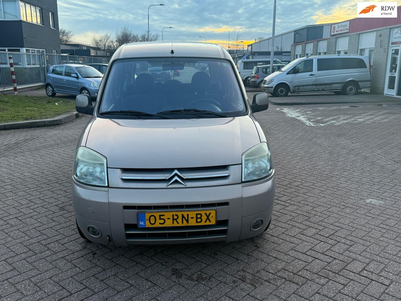 Citroën Berlingo - 1.6i Multispace Attraction 1.6i Multispace Attraction - AutoWereld.nl