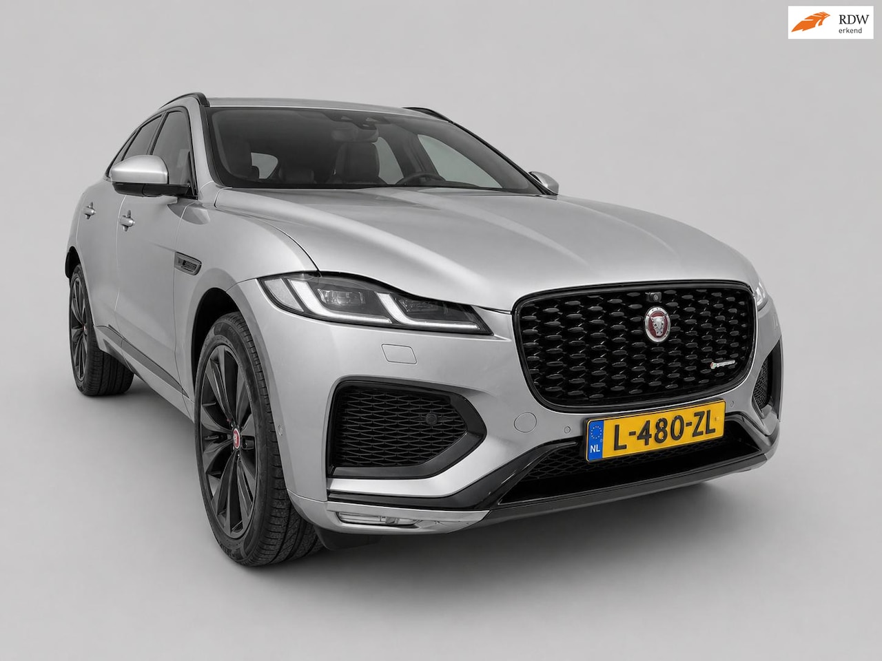 Jaguar F-Pace - 2.0 P400e PHEV HSE R-Dynamic - Panoramadak - Meridian Surround - Memorystoelen - Incl BTW - AutoWereld.nl