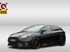Ford Focus - 2.0 ST-3 RS Look 251 pk apple carplay Bi-Xenon pdc v/a Recaro stoelen half leder/stof 1e e