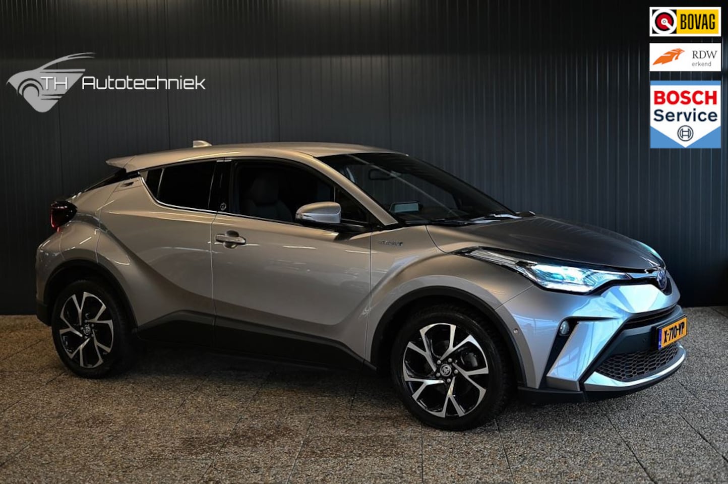 Toyota C-HR - 1.8 Hybrid GR-Sport 1.8 Hybrid GR-Sport - AutoWereld.nl